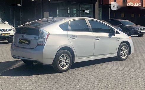 Toyota Prius 2010 - фото 6