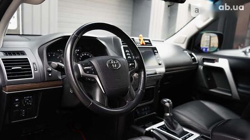 Toyota Land Cruiser Prado 2020 - фото 24