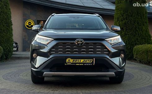 Toyota RAV4 2020 - фото 2