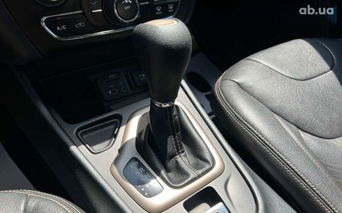 Jeep Cherokee 2016 - фото 16
