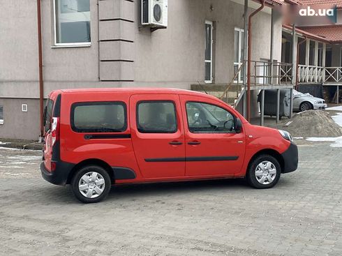 Renault Kangoo 2021 - фото 25