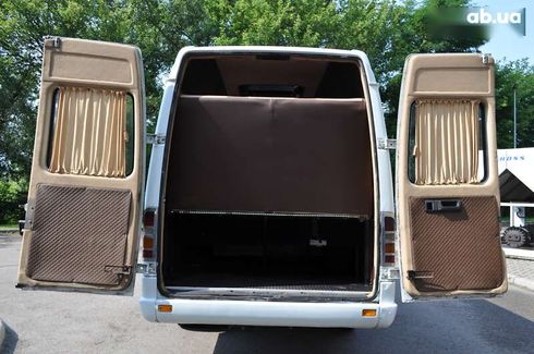 Mercedes-Benz Sprinter 2000 - фото 26