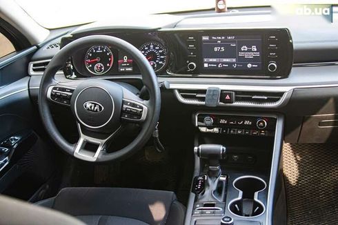 Kia K5 2020 - фото 21