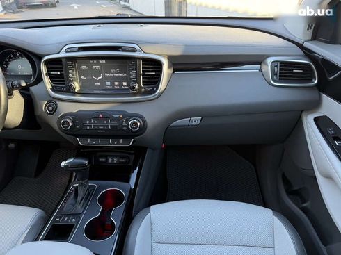 Kia Sorento 2017 - фото 26