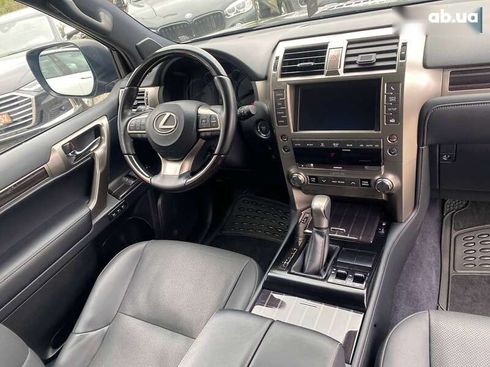 Lexus GX 2021 - фото 10