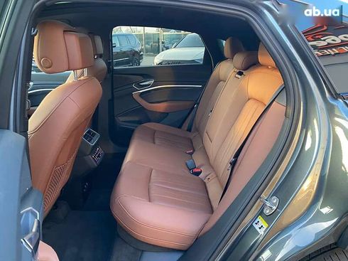 Audi E-Tron 2021 - фото 23