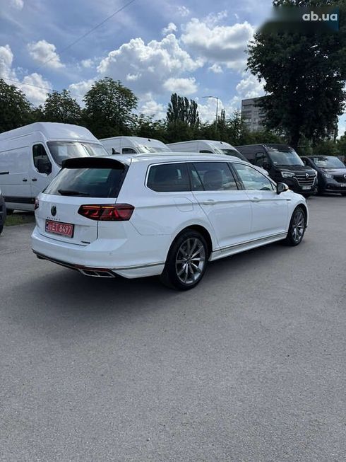 Volkswagen Passat 2021 - фото 11