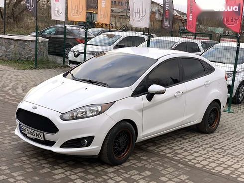 Ford Fiesta 2015 - фото 3