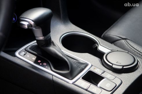 Kia Sportage 2021 белый - фото 13