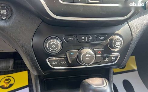 Jeep Cherokee 2018 - фото 18