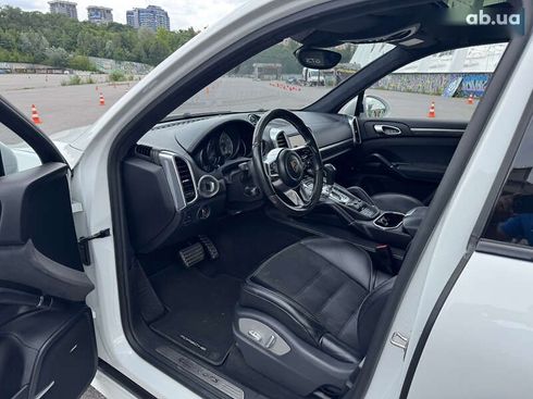 Porsche Cayenne 2015 - фото 13