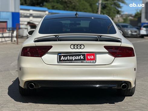 Audi A7 2013 белый - фото 5