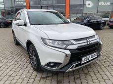 Продаж вживаних Mitsubishi Outlander 2018 року - купити на Автобазарі