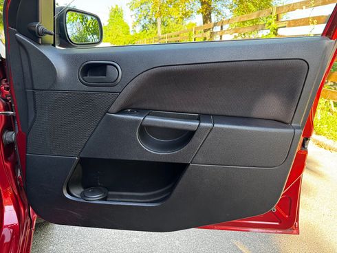 Ford Fiesta 2007 красный - фото 77