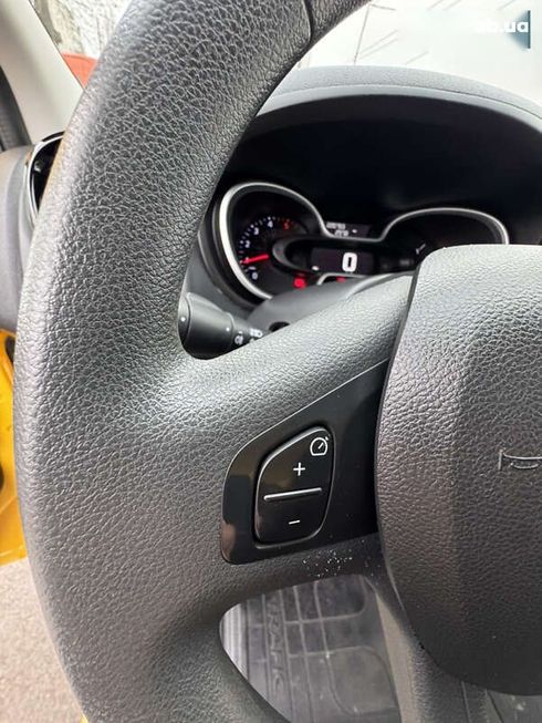 Renault Trafic 2021 - фото 19
