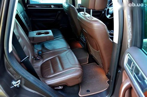 Volkswagen Touareg 2011 - фото 28