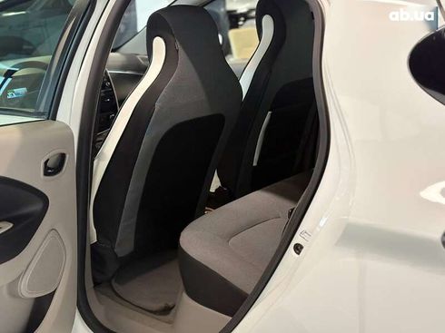 Renault Zoe 2017 - фото 13