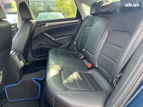 Volkswagen Passat 2018 - фото 30