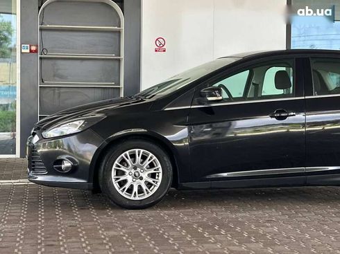 Ford Focus 2011 - фото 9