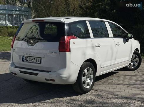 Peugeot 5008 2016 - фото 4