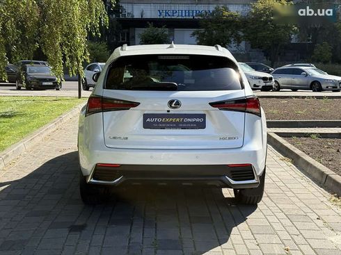 Lexus NX 2018 - фото 10
