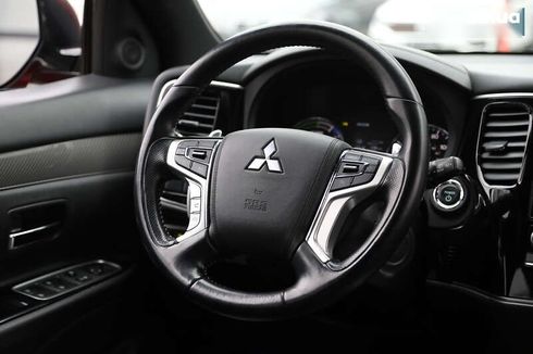 Mitsubishi Outlander 2020 - фото 13