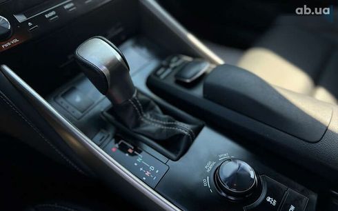 Lexus IS 2014 - фото 11