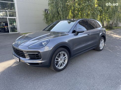 Porsche Cayenne 2019 серый - фото 3