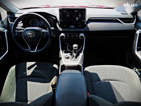 Toyota RAV4 2022 - фото 21