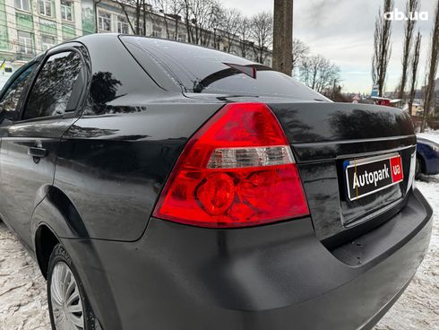 Chevrolet Aveo 2008 черный - фото 10
