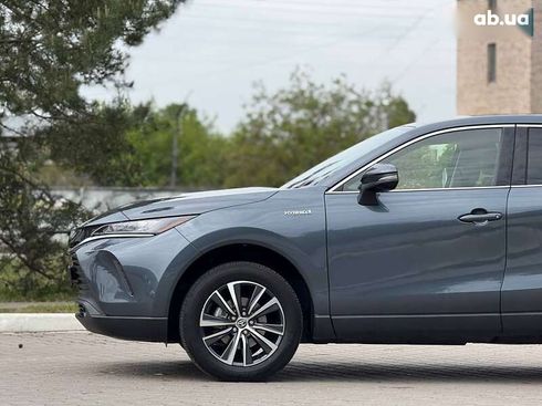 Toyota Venza 2021 - фото 11