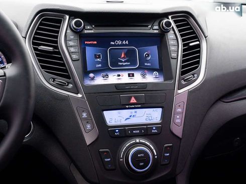 Hyundai Santa Fe 2012 - фото 12