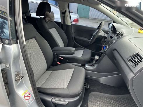 Volkswagen Polo 2009 - фото 21