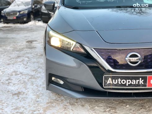 Nissan Leaf 2020 серый - фото 12