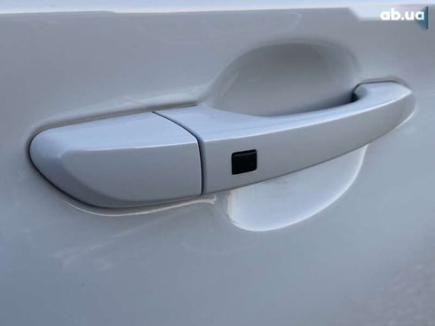 Hyundai Kona Electric 2021 - фото 12