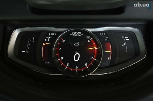 Volvo XC60 2017 - фото 25