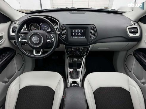 Jeep Compass 2020 - фото 24