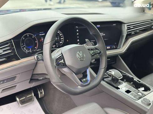 Volkswagen Touareg 2020 - фото 20