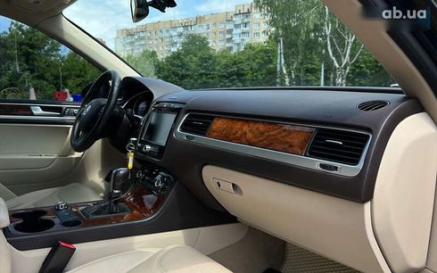 Volkswagen Touareg 2012 - фото 10