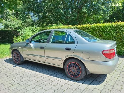 Nissan Almera 2005 серый - фото 13