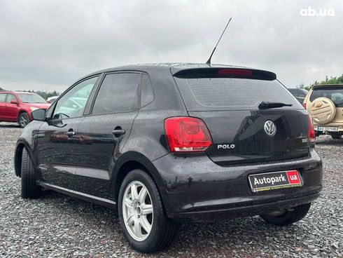 Volkswagen Polo 2011 черный - фото 6