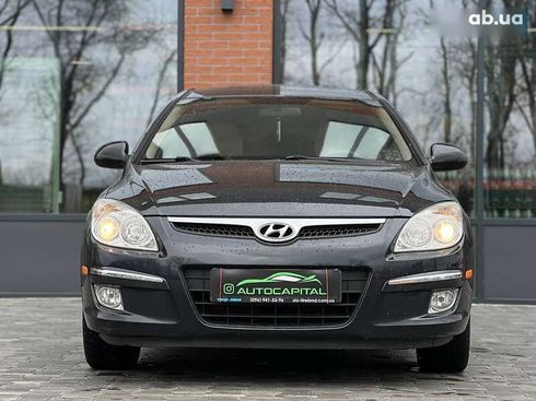 Hyundai Elantra 2009 - фото 2
