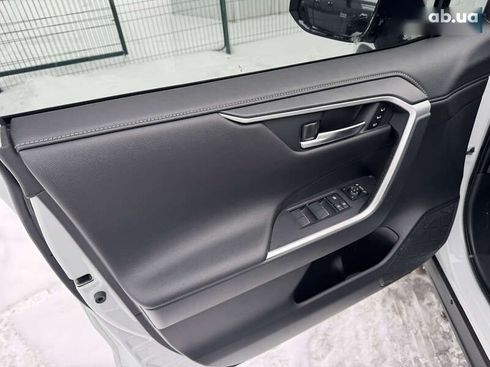 Toyota RAV4 2024 - фото 14