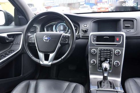 Volvo S60 2016 - фото 24
