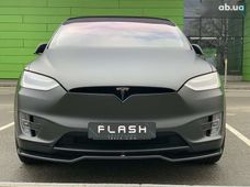 Продаж вживаних Tesla Model X 2017 року в Києві - купити на Автобазарі