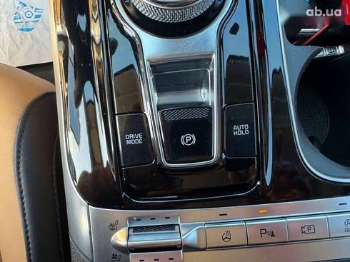 Kia Carnival 2021 - фото 28