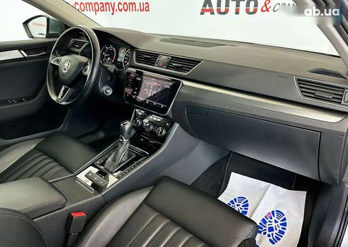 Skoda Superb 2018 - фото 9