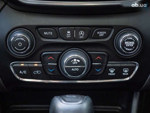 Jeep Cherokee 2018 - фото 17
