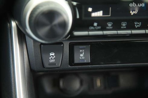 Toyota RAV4 2020 - фото 16