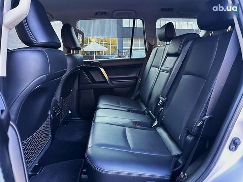 Toyota Land Cruiser Prado 2020 - фото 23